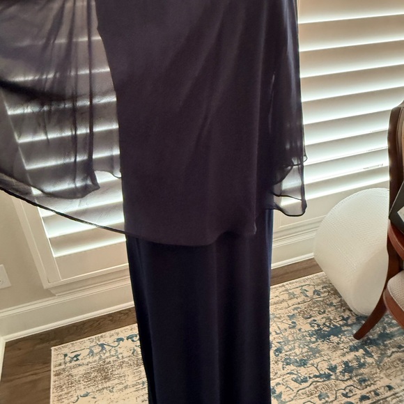 Alex Evenings Long Navy Size 12 Embellished Shoulder Formal Gown - Picture 6 of 16